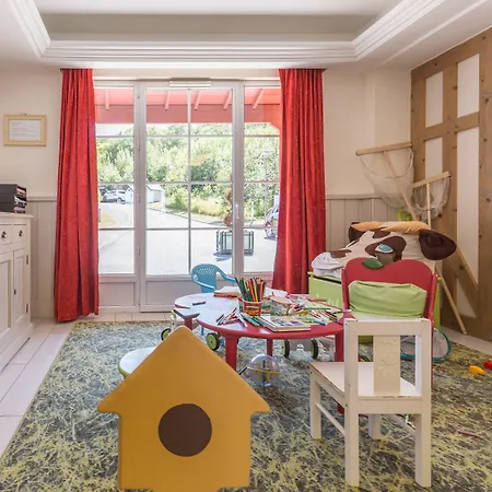 Pierre & Premium & Lejlighedshotel 4*