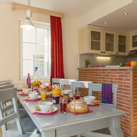 Lejlighedshotel Pierre & Premium & 4*