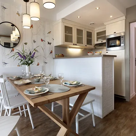 Pierre & Premium & Aparthotel 4*