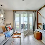 Aparthotel Pierre & Premium & 4*
