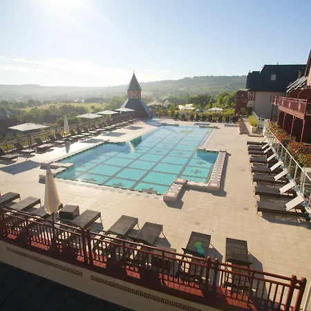 Апарт-отель Pierre & Premium & Ульгат