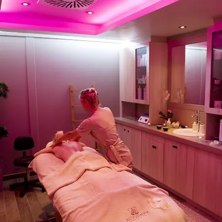 Pierre & Premium & Апарт-отель 4*