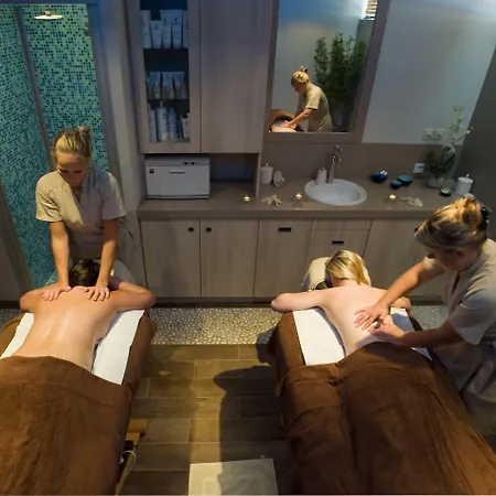 Pierre & Premium & 4*