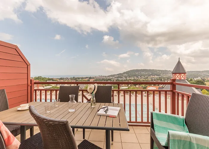 Апарт-отель Pierre & Premium & Ульгат