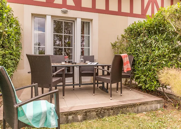 Апарт-отель Pierre & Premium & 4*