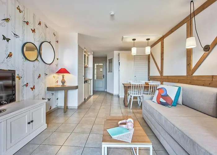 ピエール ＆ バカンス プレミアム レジデンス ＆ スパ ホールゲート アパートホテル 4*