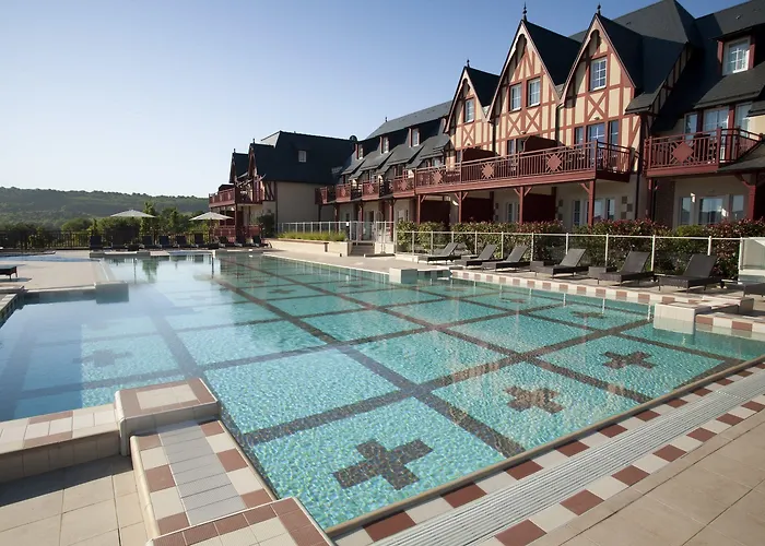 Pierre & Premium & 4*