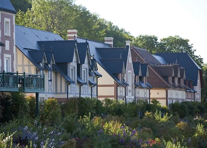 Pierre & Premium & Апарт-отель Ульгат