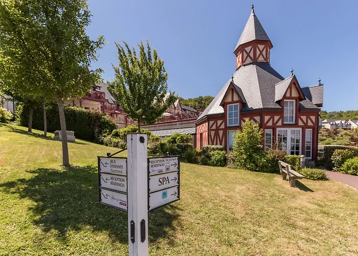 Апарт-отель Pierre & Premium &