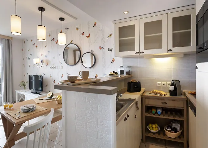 Апарт-отель Pierre & Premium & 4*