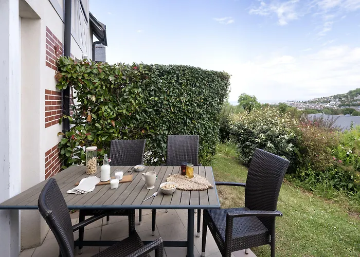 アパートホテル ピエール ＆ バカンス プレミアム レジデンス ＆ スパ ホールゲート ウルガット